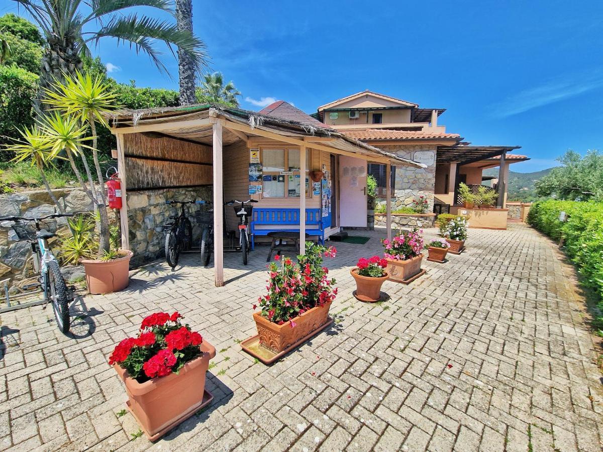 Al Barcoco Aparthotel Marina di Campo Exterior photo